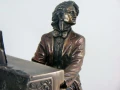 75452 fryderyk chopin szopen miniaturka figurka ozdoba prezent dekoracja wyposazenie veronese  (2).jpg